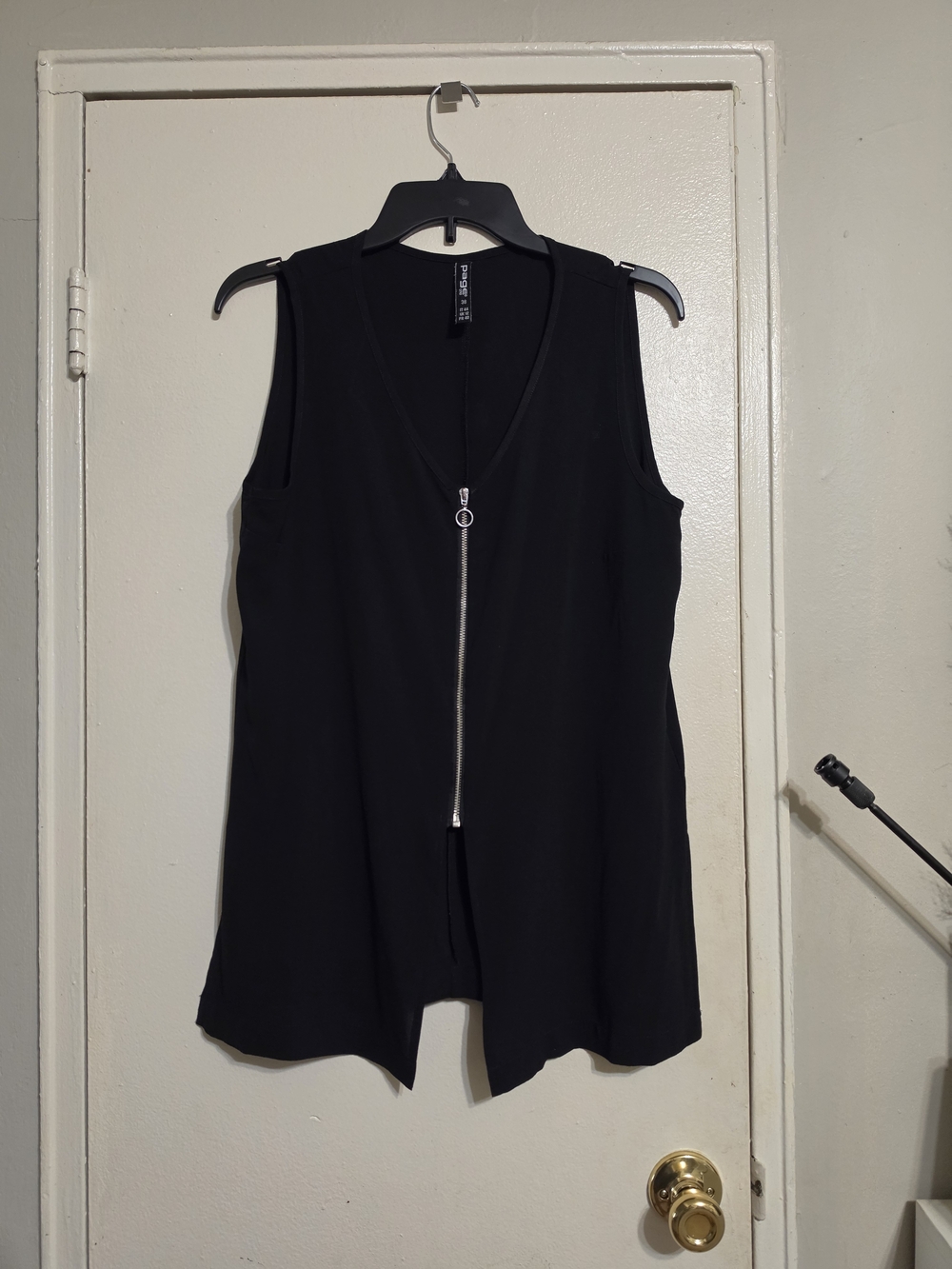 Sleeveless Black Zip-Front Women's Top